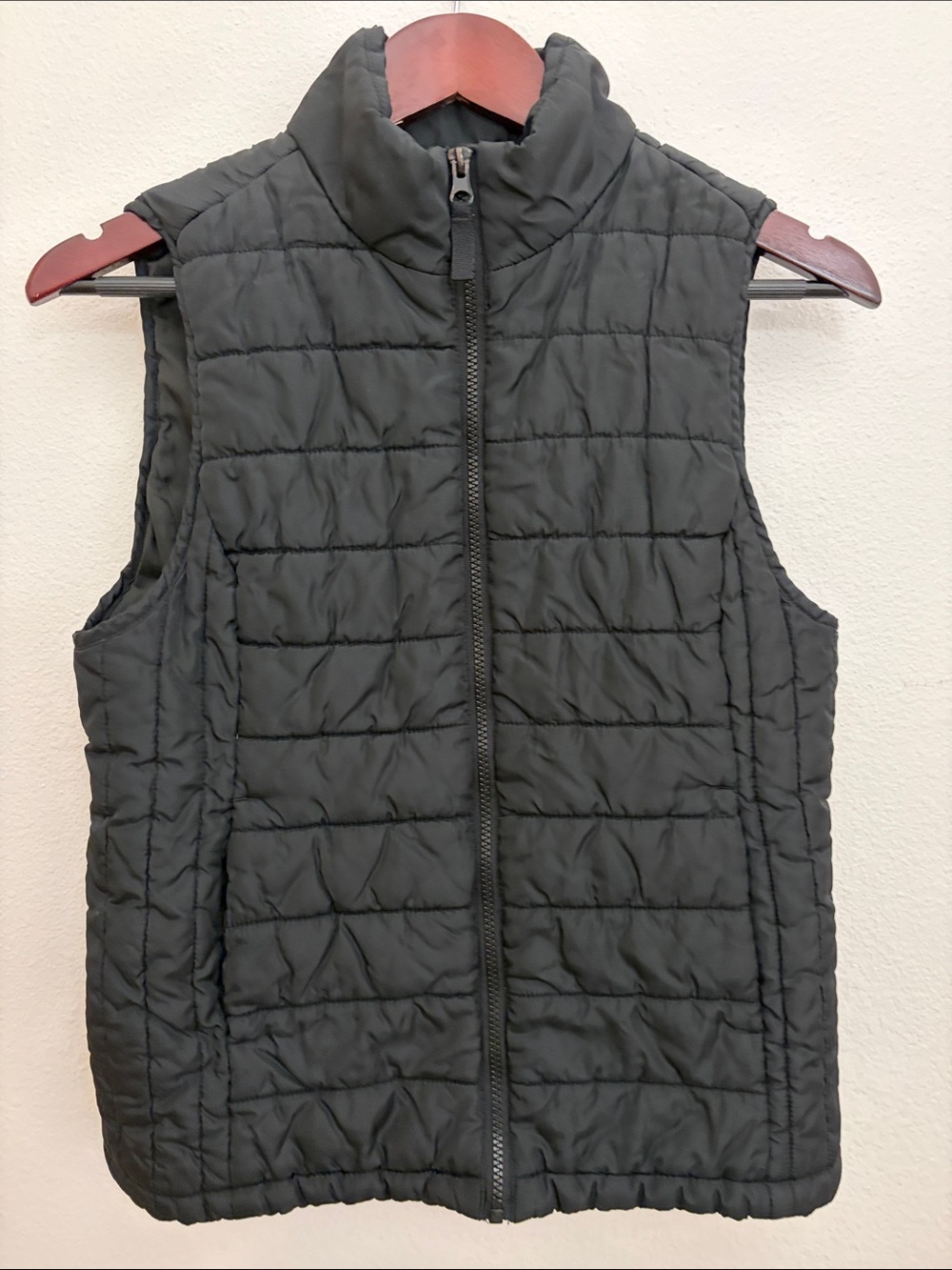Dip Quilted Black Lightweight Layering Puffer Vest
